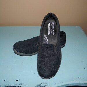 Skechers ArchFit Air Cooled Reggae Cup Black Slip Ons Size 8.5